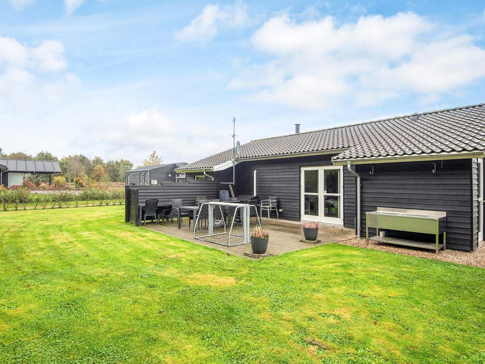 8 Person Holiday Home In Ansager Exterior photo